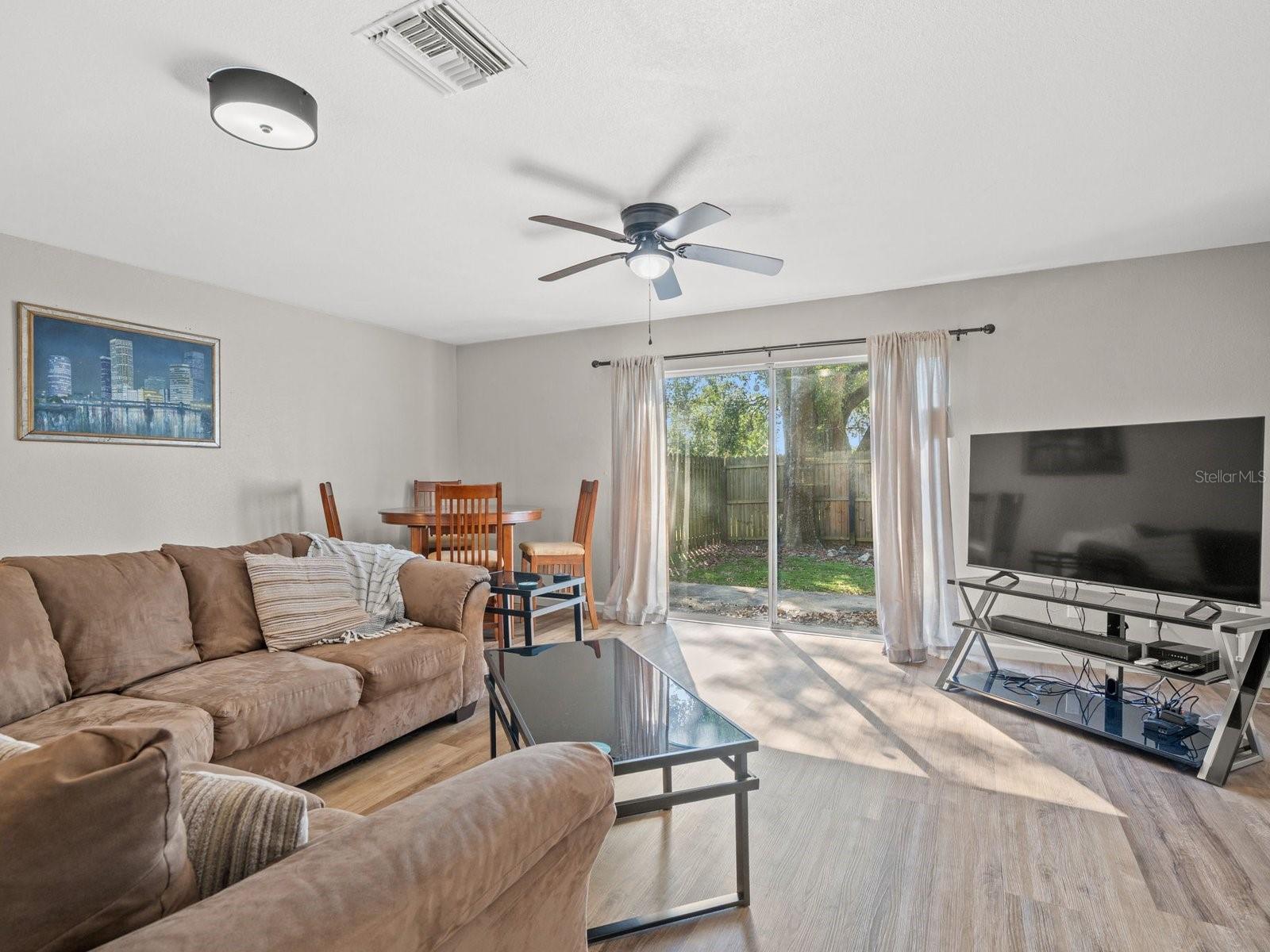 Image 9 of 30 For 1722 Mill Run Circle