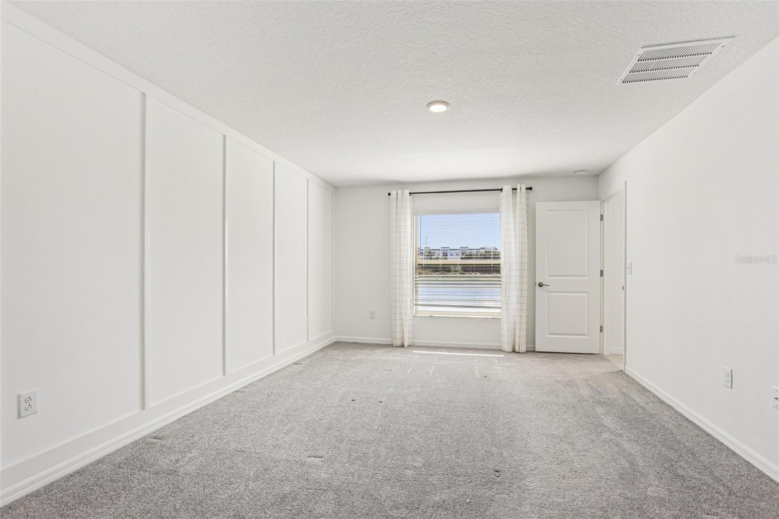 Image 13 of 49 For 10441 Alder Green Drive