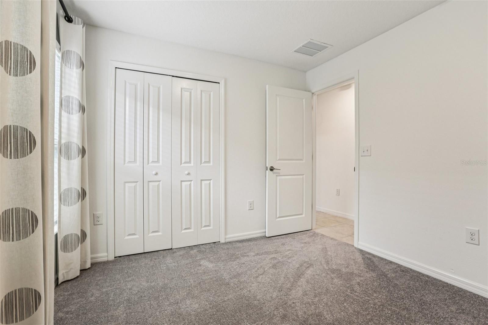 Image 22 of 49 For 10441 Alder Green Drive