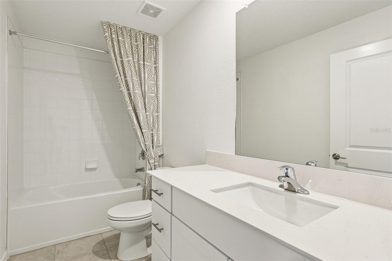 Image 23 of 49 For 10441 Alder Green Drive