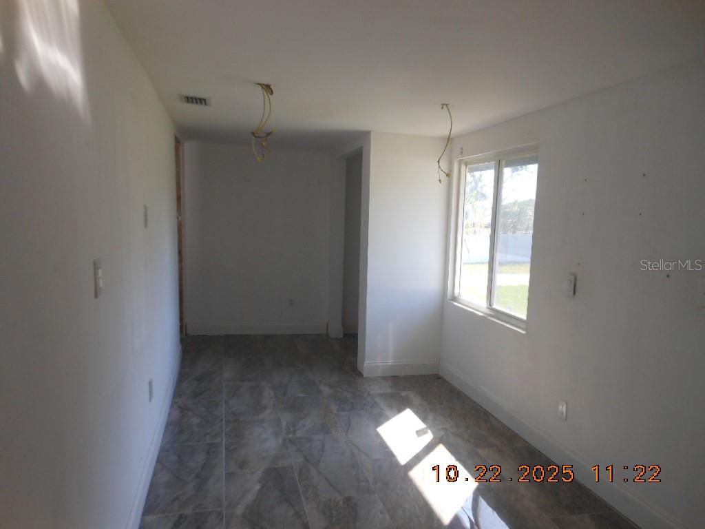 Image 12 of 17 For 2119 Comanche Avenue