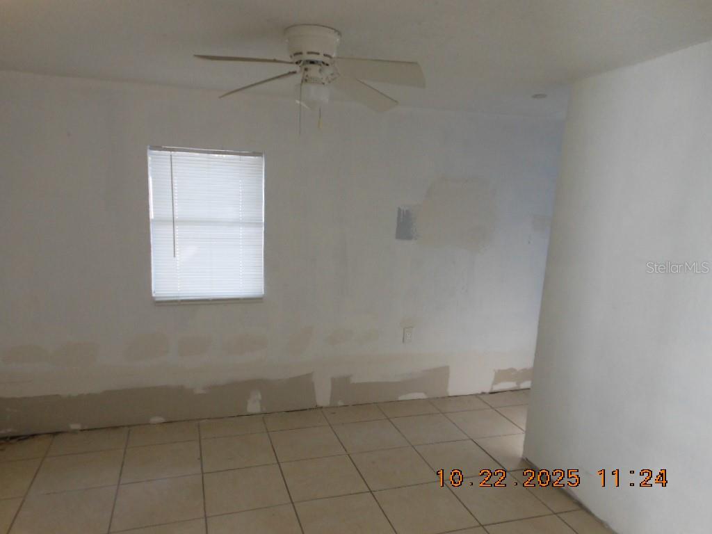 Image 15 of 17 For 2119 Comanche Avenue