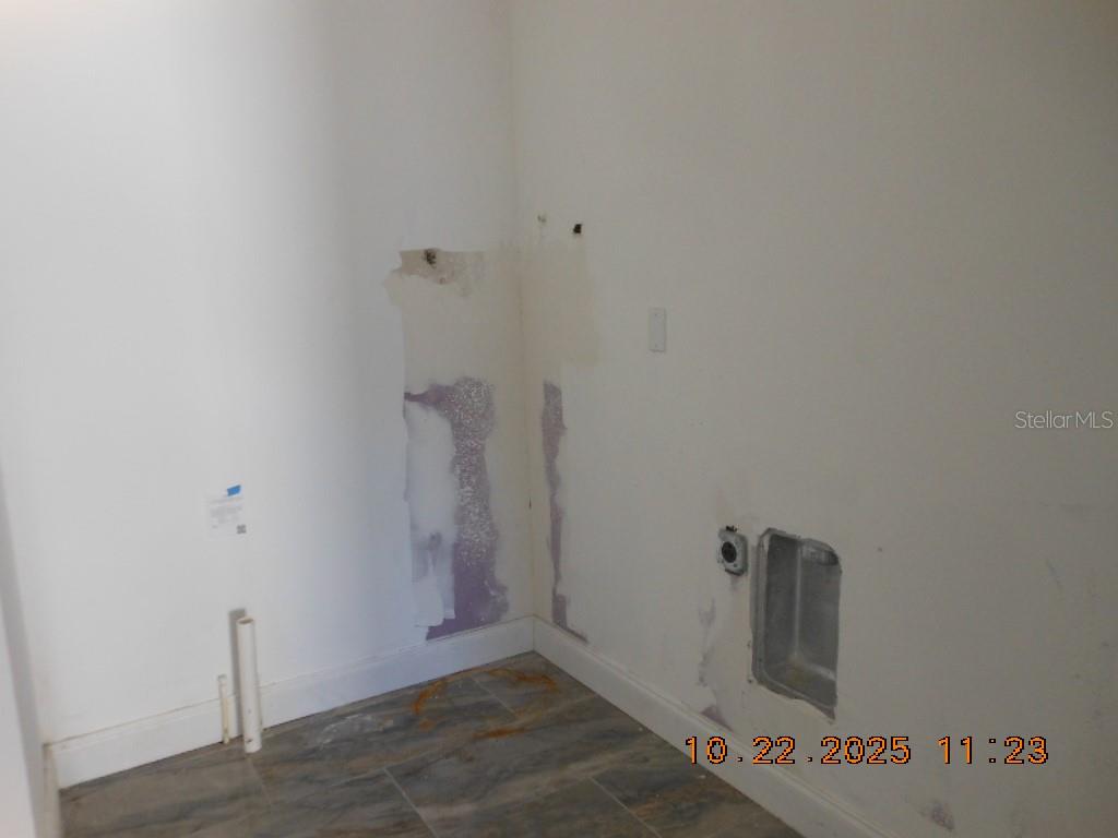 Image 16 of 17 For 2119 Comanche Avenue