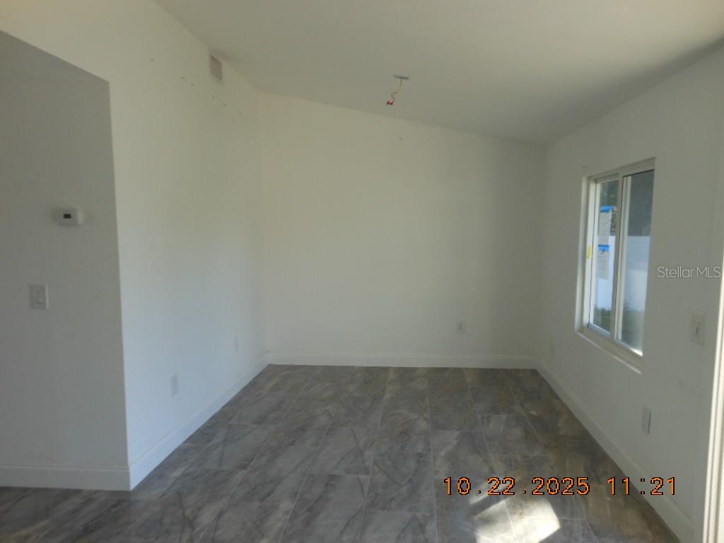 Image 8 of 17 For 2119 Comanche Avenue