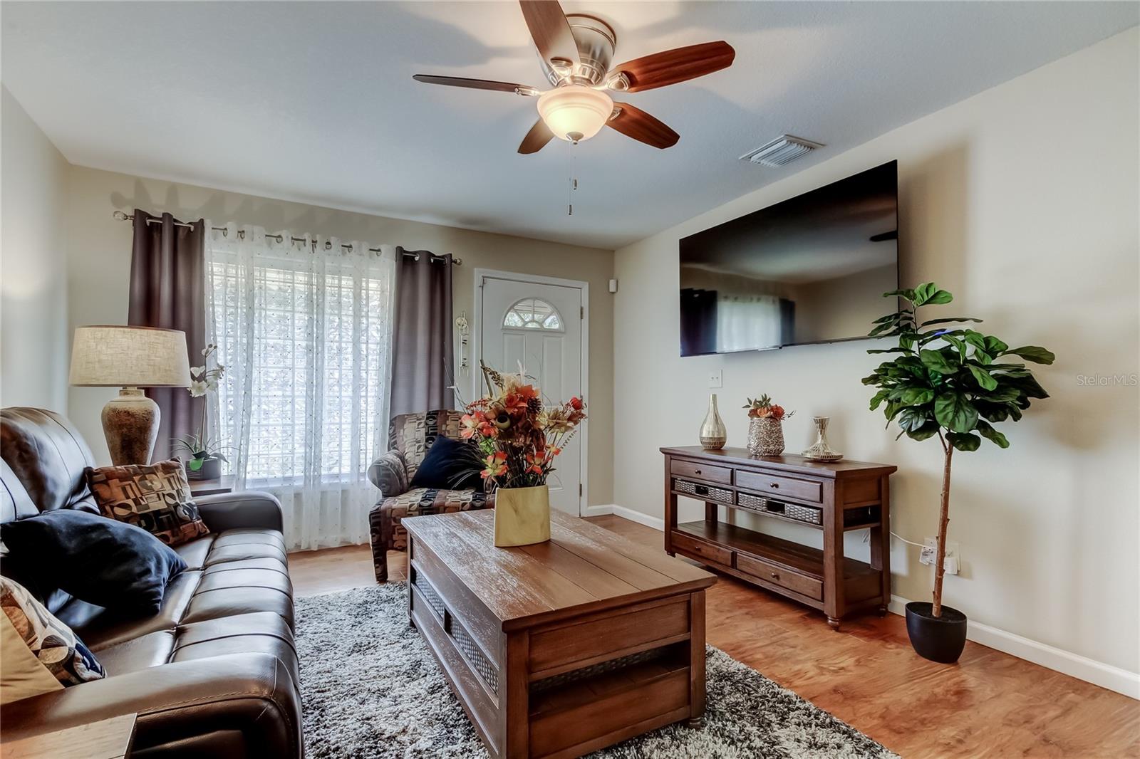 Image 4 of 46 For 4503 Dreisler Street