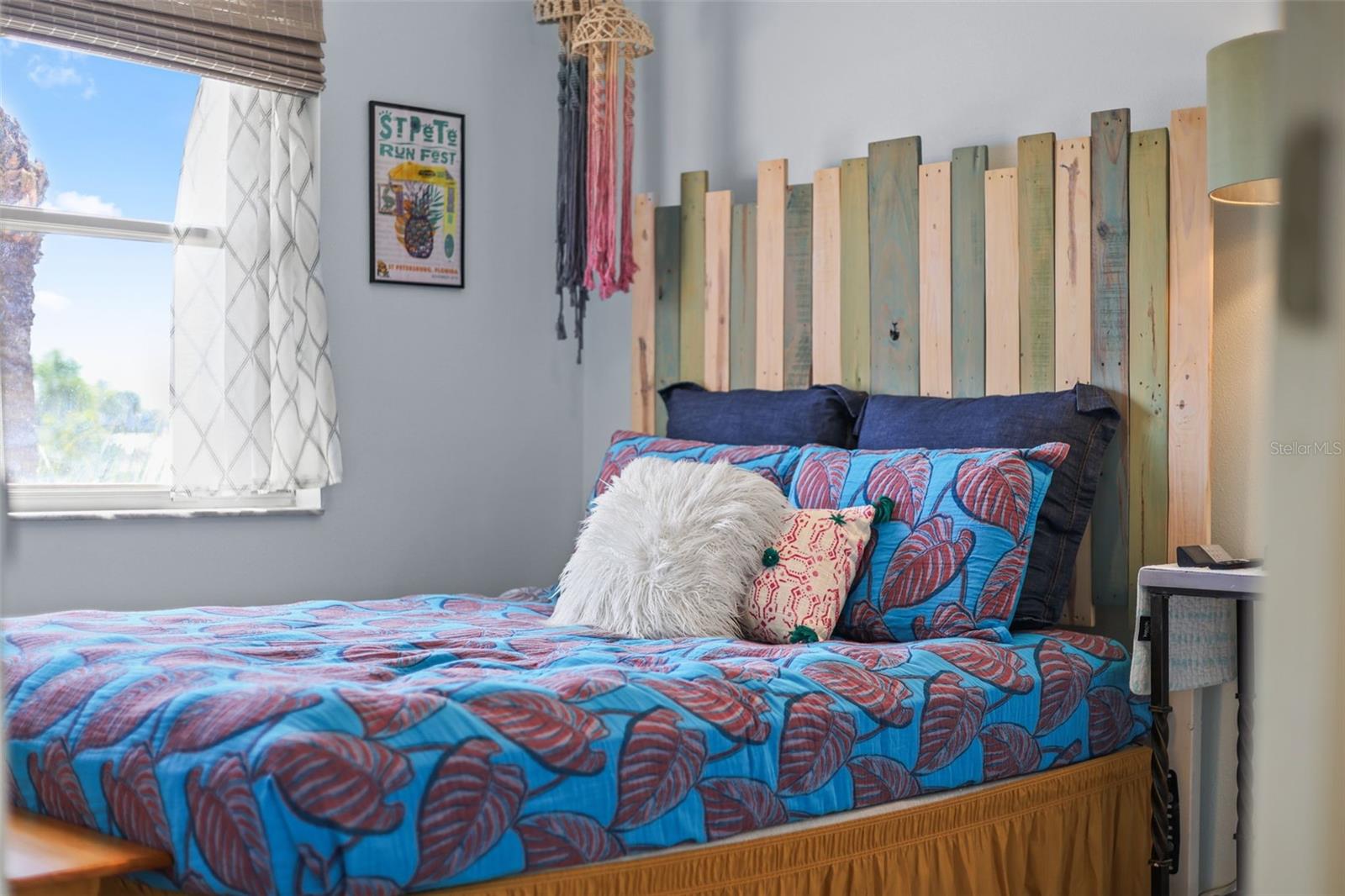 Listing photo id 29 for 4137 Des Prez Court