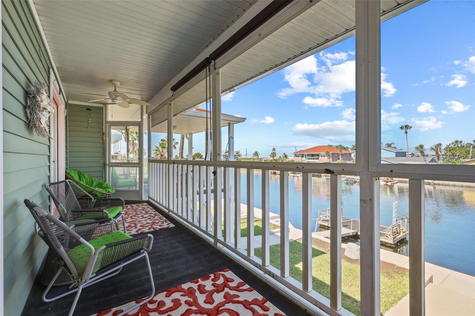 Listing photo id 34 for 4137 Des Prez Court