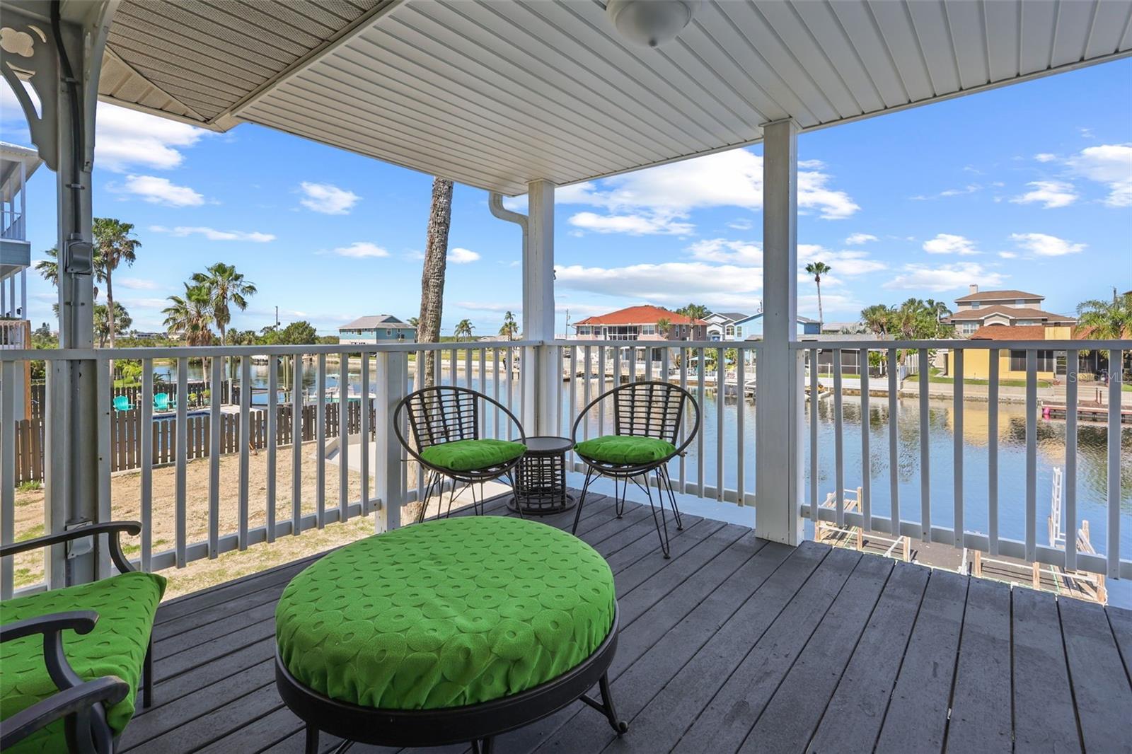 Listing photo id 36 for 4137 Des Prez Court