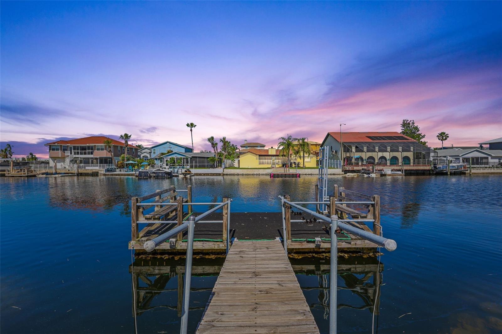 Listing photo id 46 for 4137 Des Prez Court