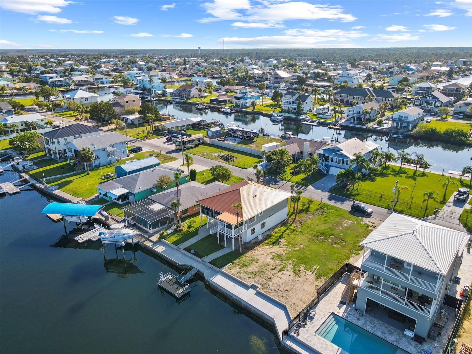 Listing photo id 54 for 4137 Des Prez Court