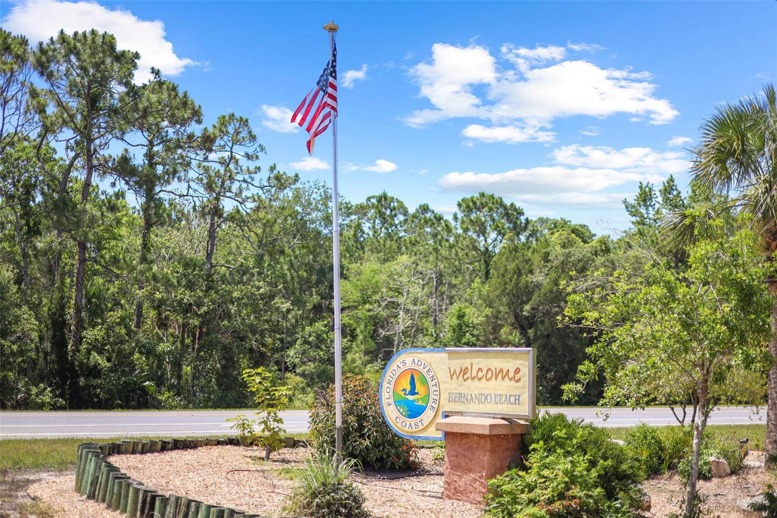 Listing photo id 56 for 4137 Des Prez Court