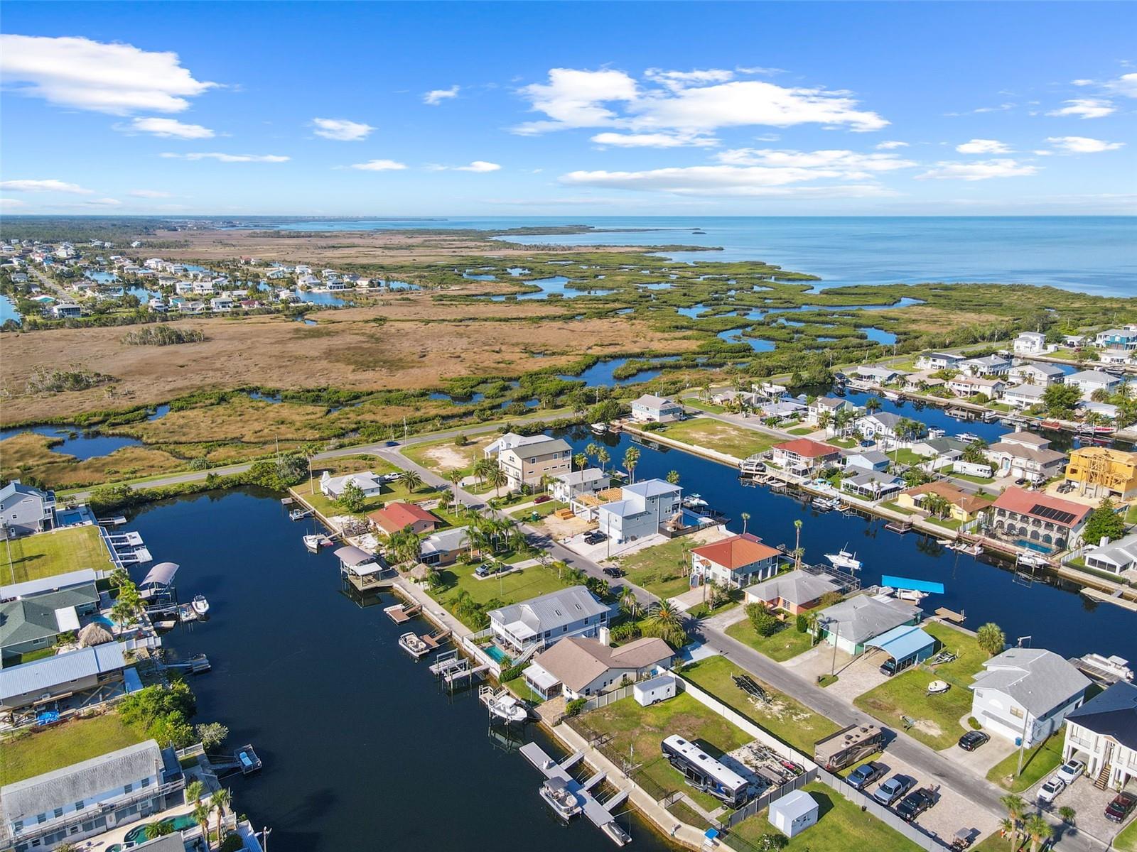 Listing photo id 60 for 4137 Des Prez Court