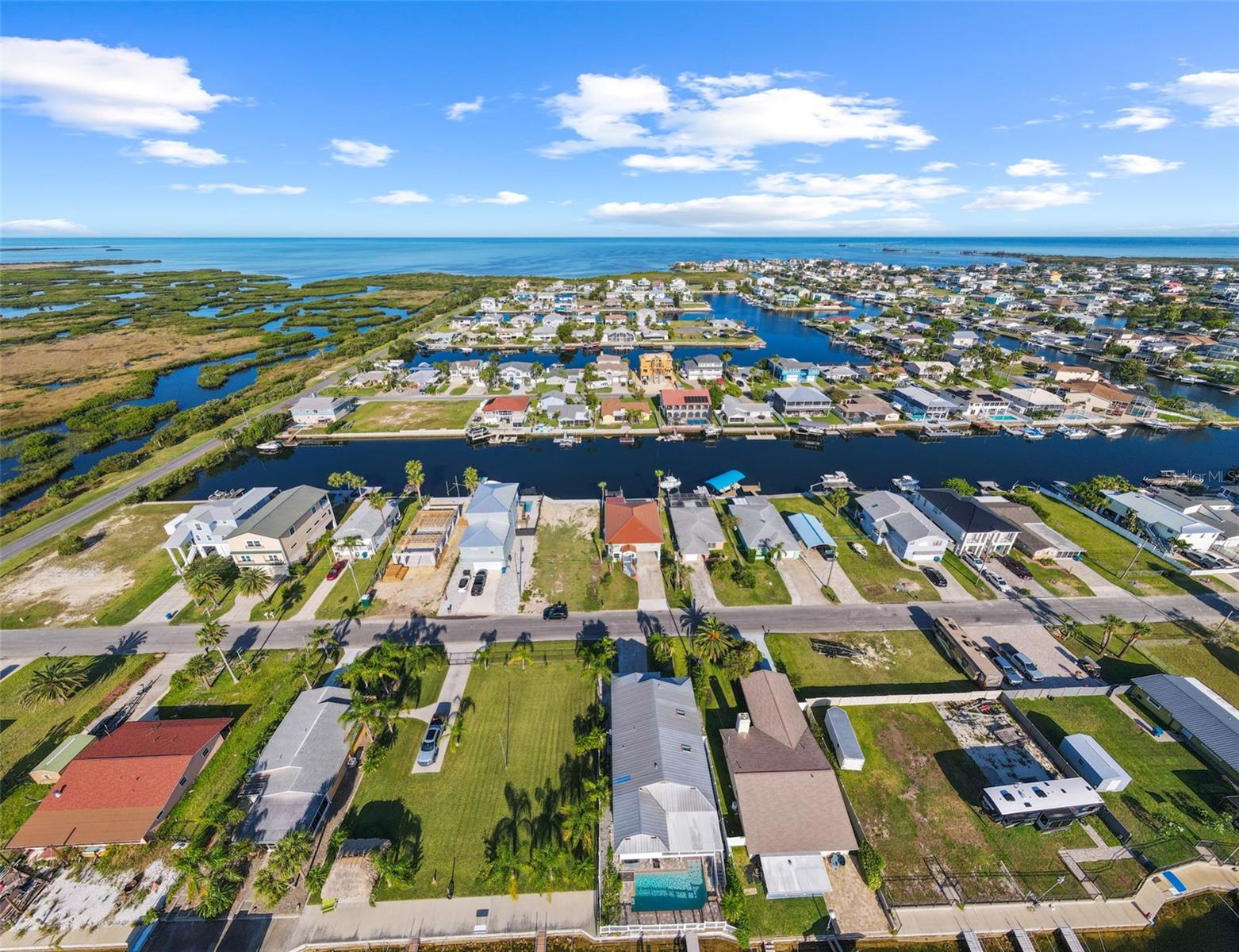 Listing photo id 63 for 4137 Des Prez Court