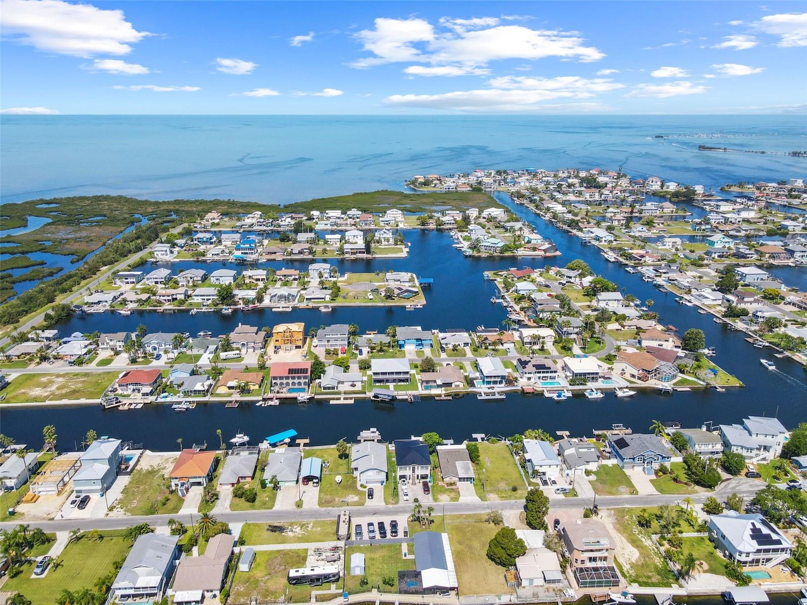 Listing photo id 64 for 4137 Des Prez Court