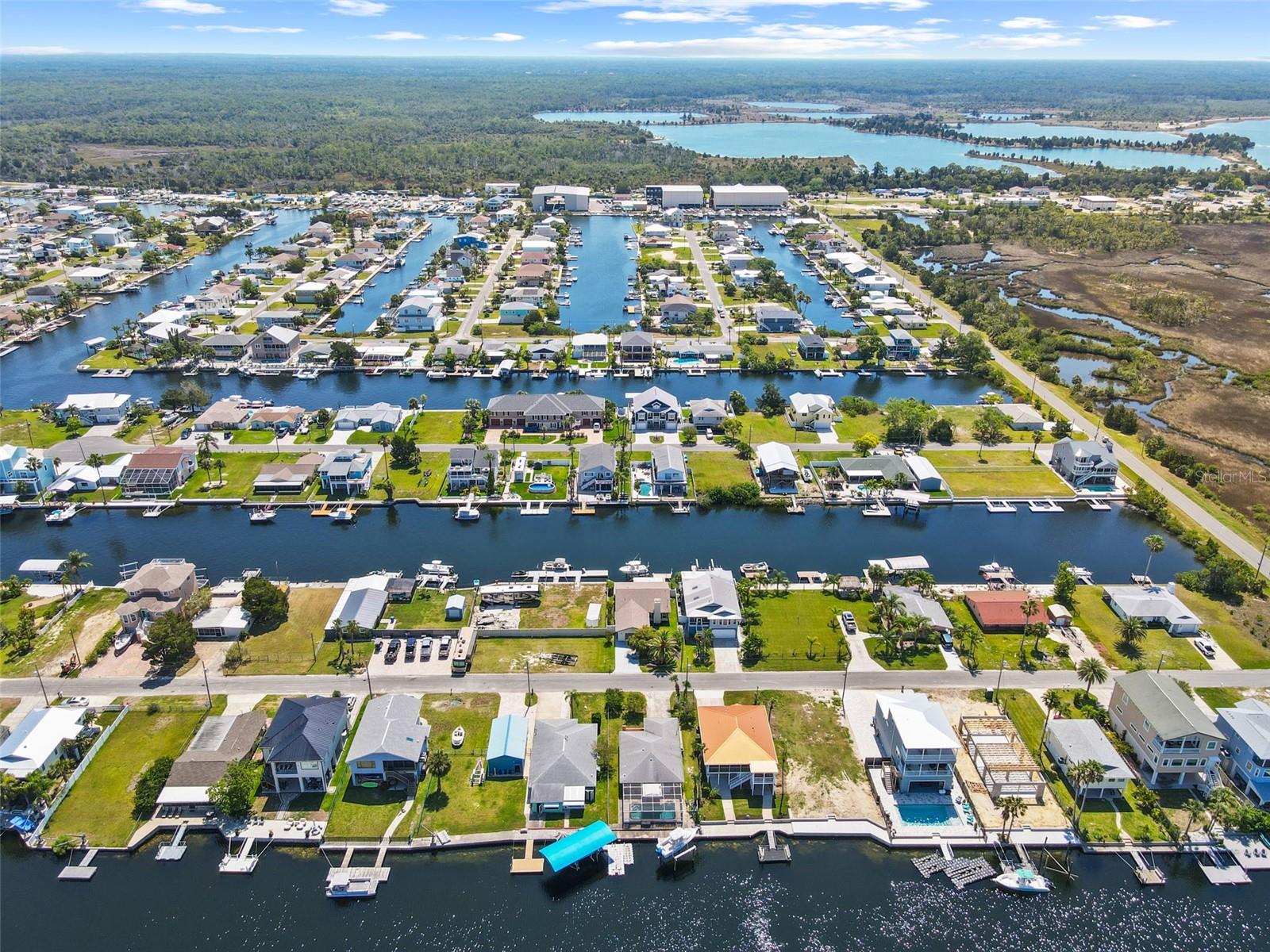 Listing photo id 67 for 4137 Des Prez Court