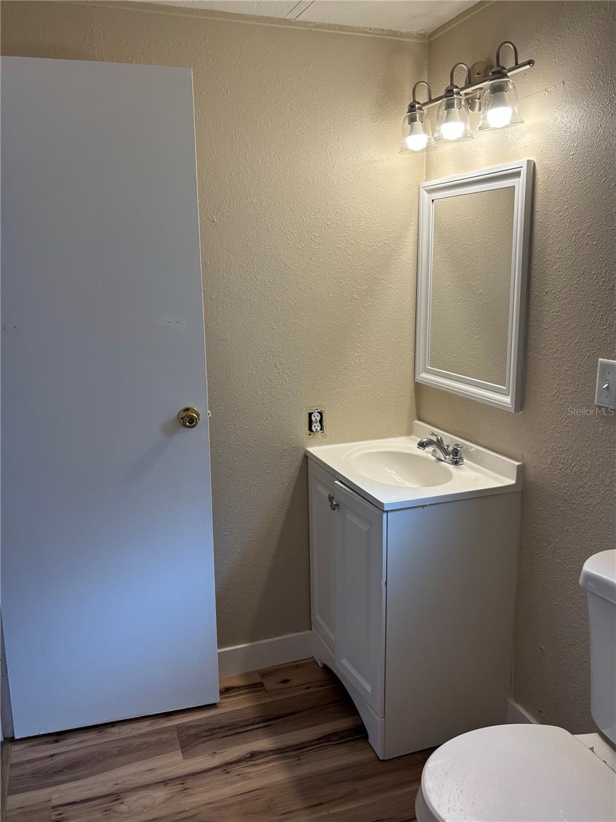 Image 21 of 41 For 9863 Scepter Avenue