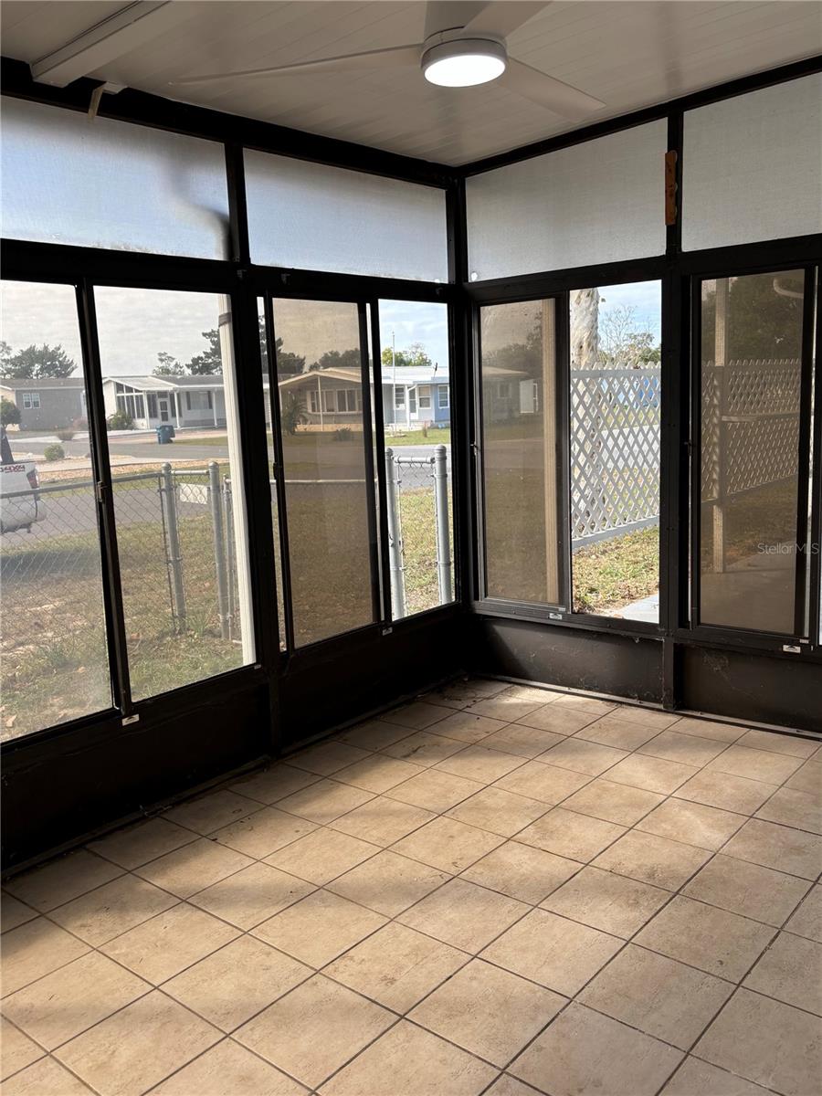 Image 29 of 41 For 9863 Scepter Avenue