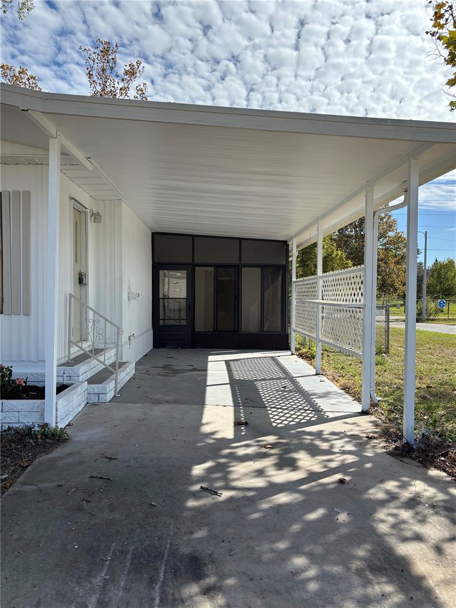 Image 3 of 41 For 9863 Scepter Avenue