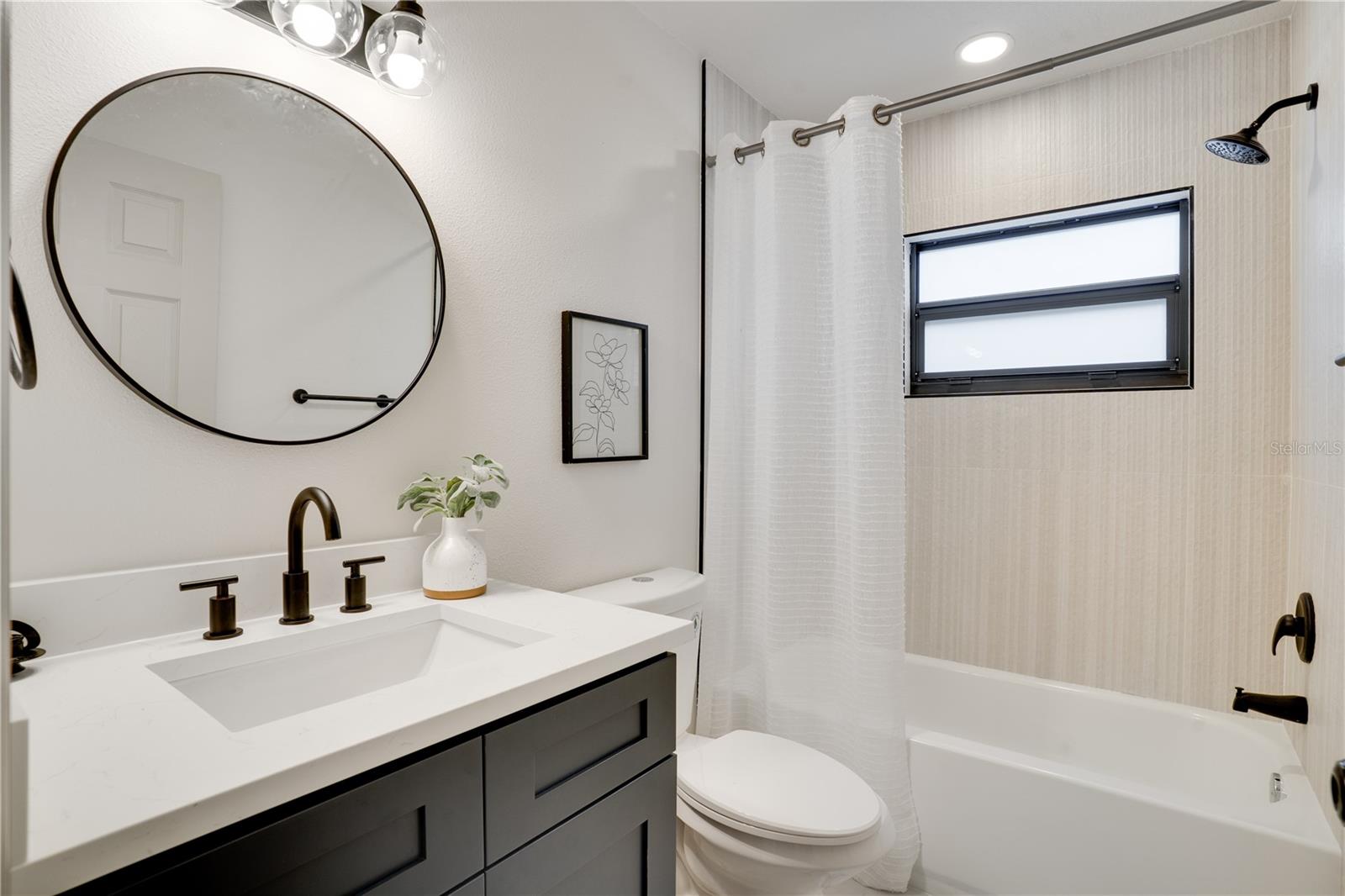 Image 23 of 36 For 5871 99th Terrace N