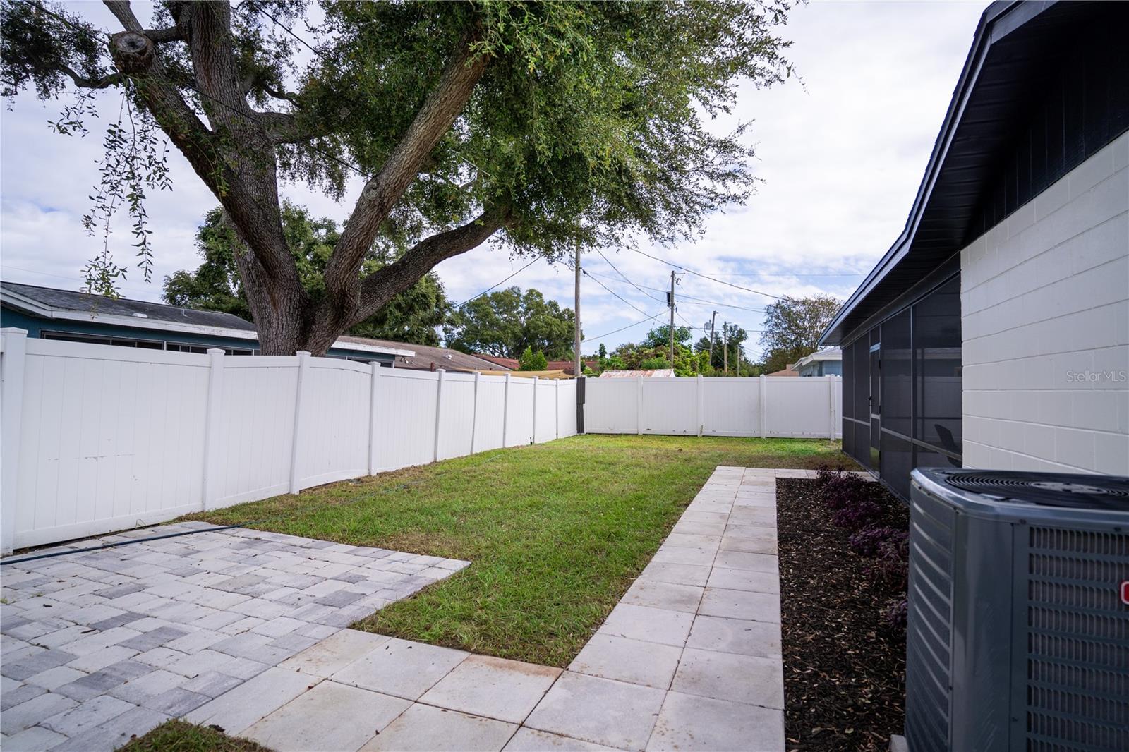 Image 30 of 36 For 5871 99th Terrace N