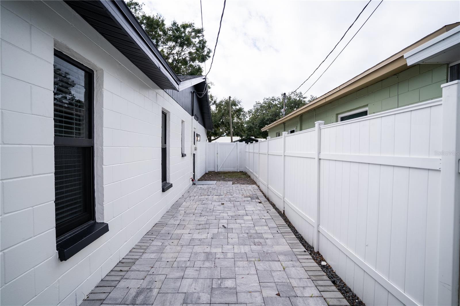 Image 31 of 36 For 5871 99th Terrace N