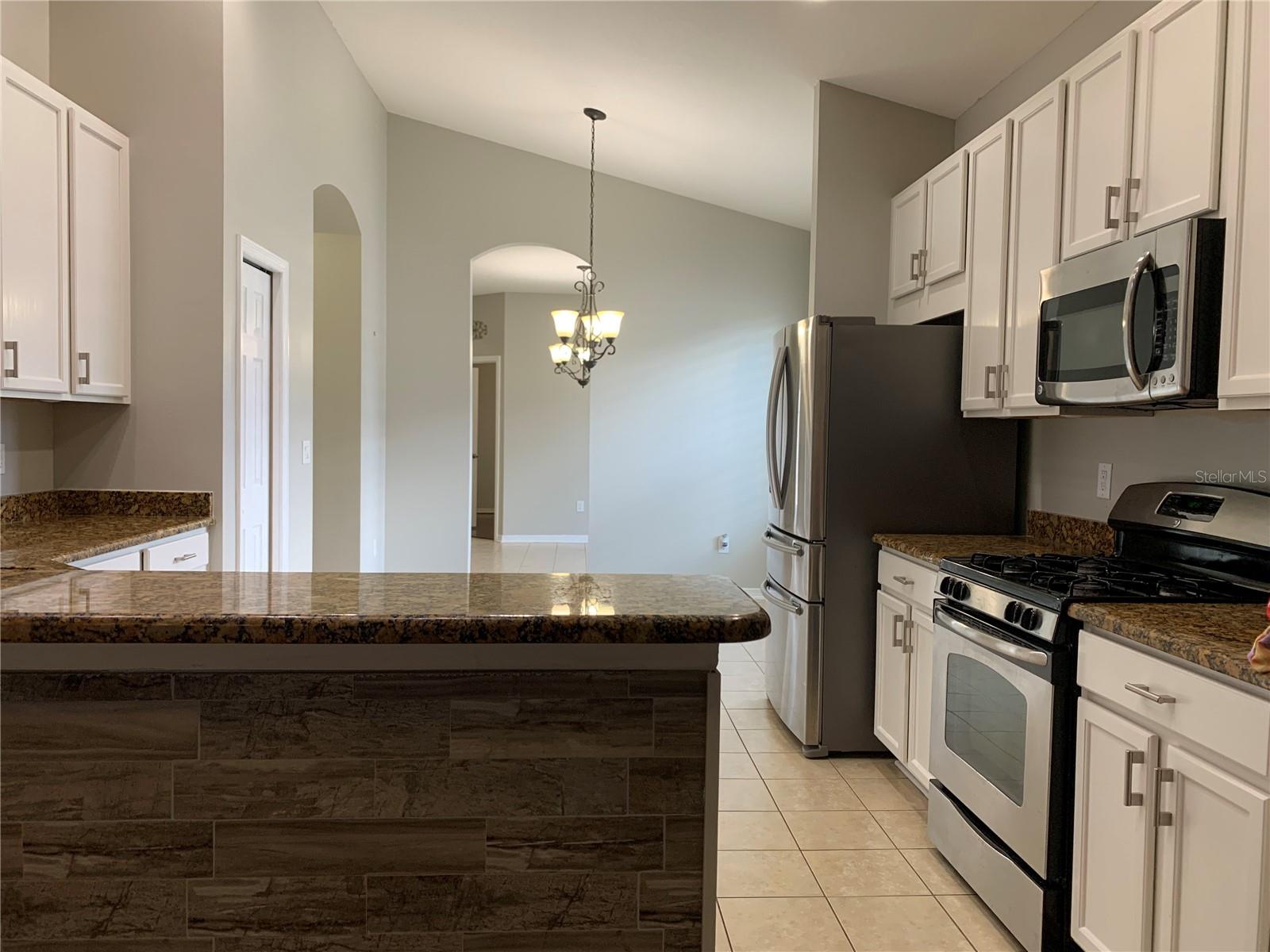 Image 15 of 66 For 10308 Holland Road