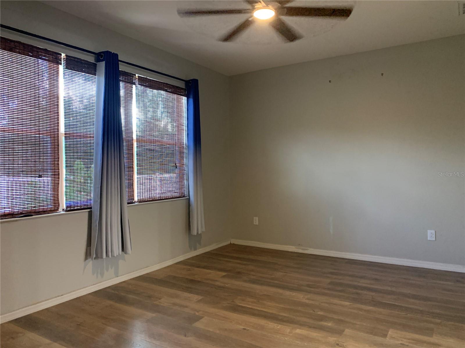 Image 31 of 66 For 10308 Holland Road