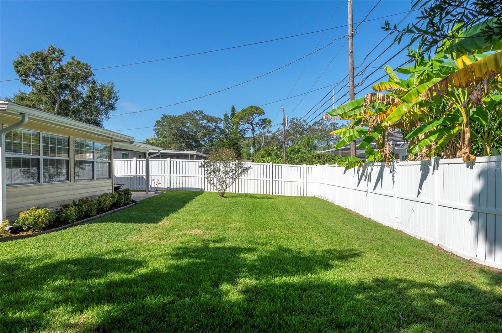 Image 21 of 30 For 2945 Brookfield Drive