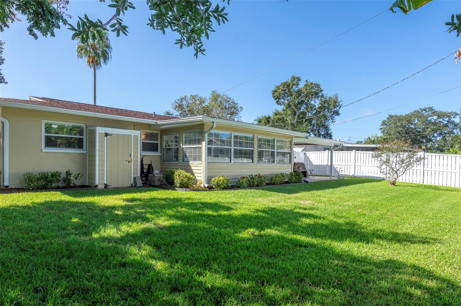 Image 25 of 30 For 2945 Brookfield Drive