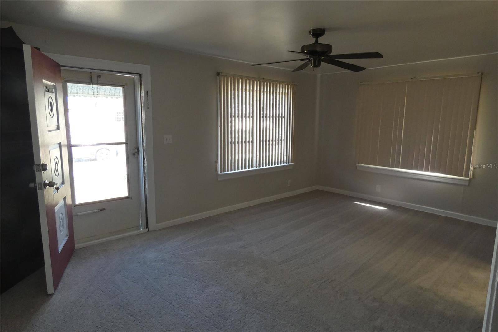 Image 3 of 16 For 4344 Dartmouth Avenue N