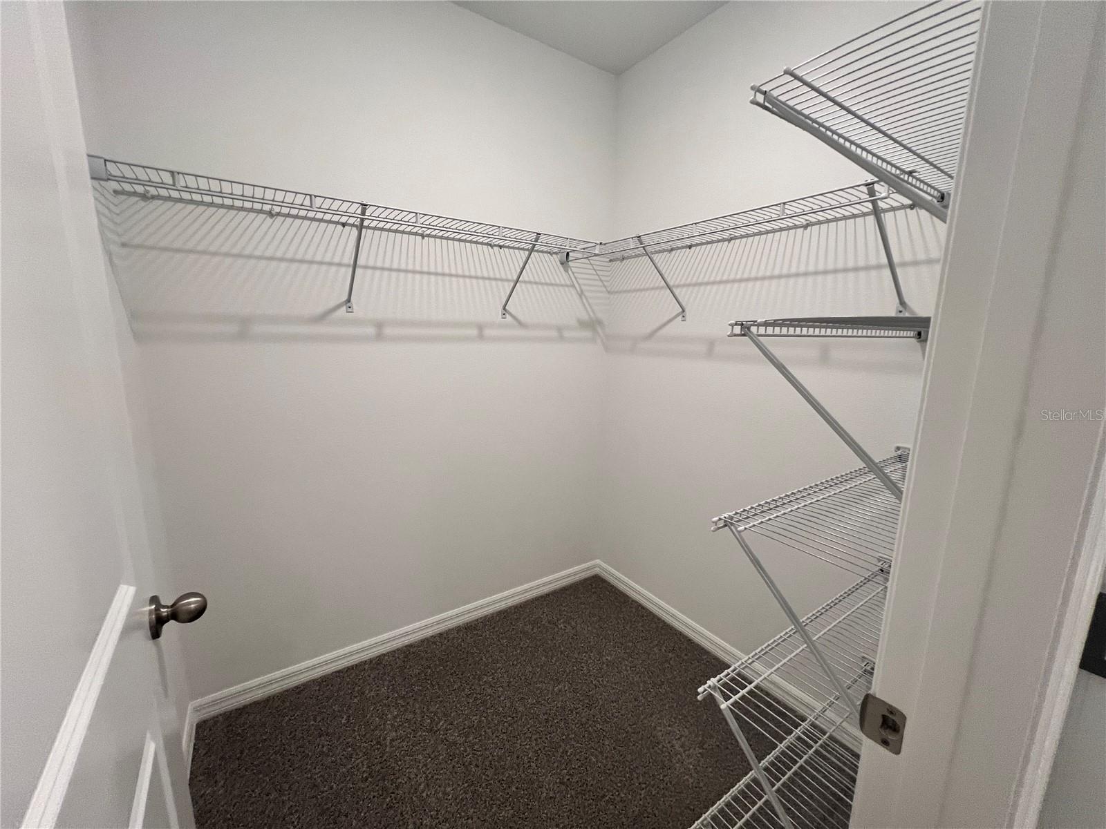 Image 17 of 26 For 571 Mangrove Shade Circle