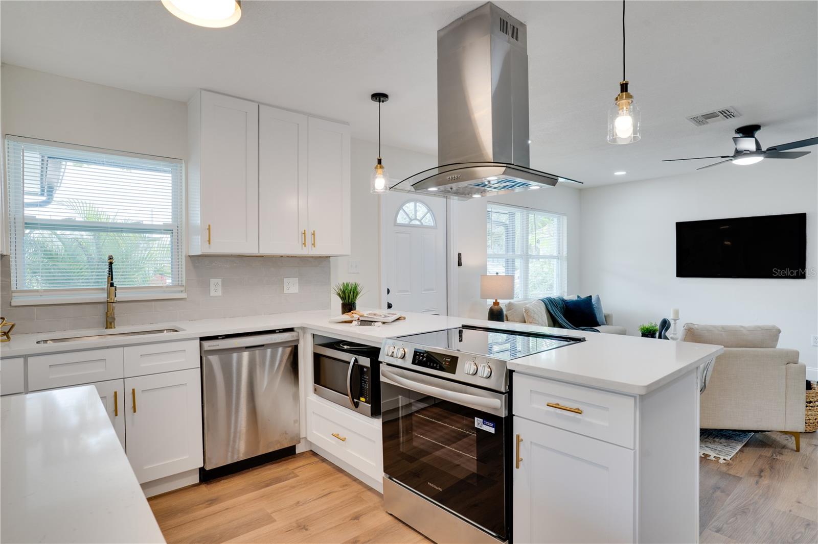 Image 12 of 36 For 4581 67th Avenue N