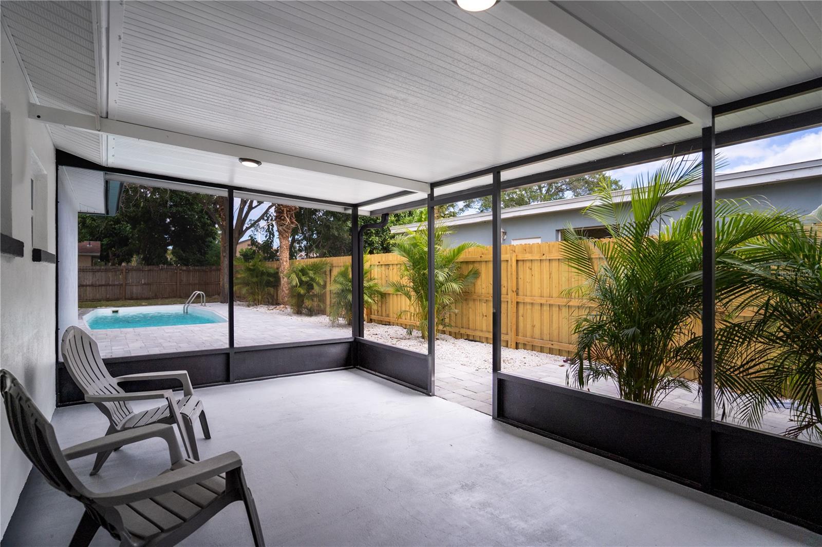 Image 24 of 36 For 4581 67th Avenue N