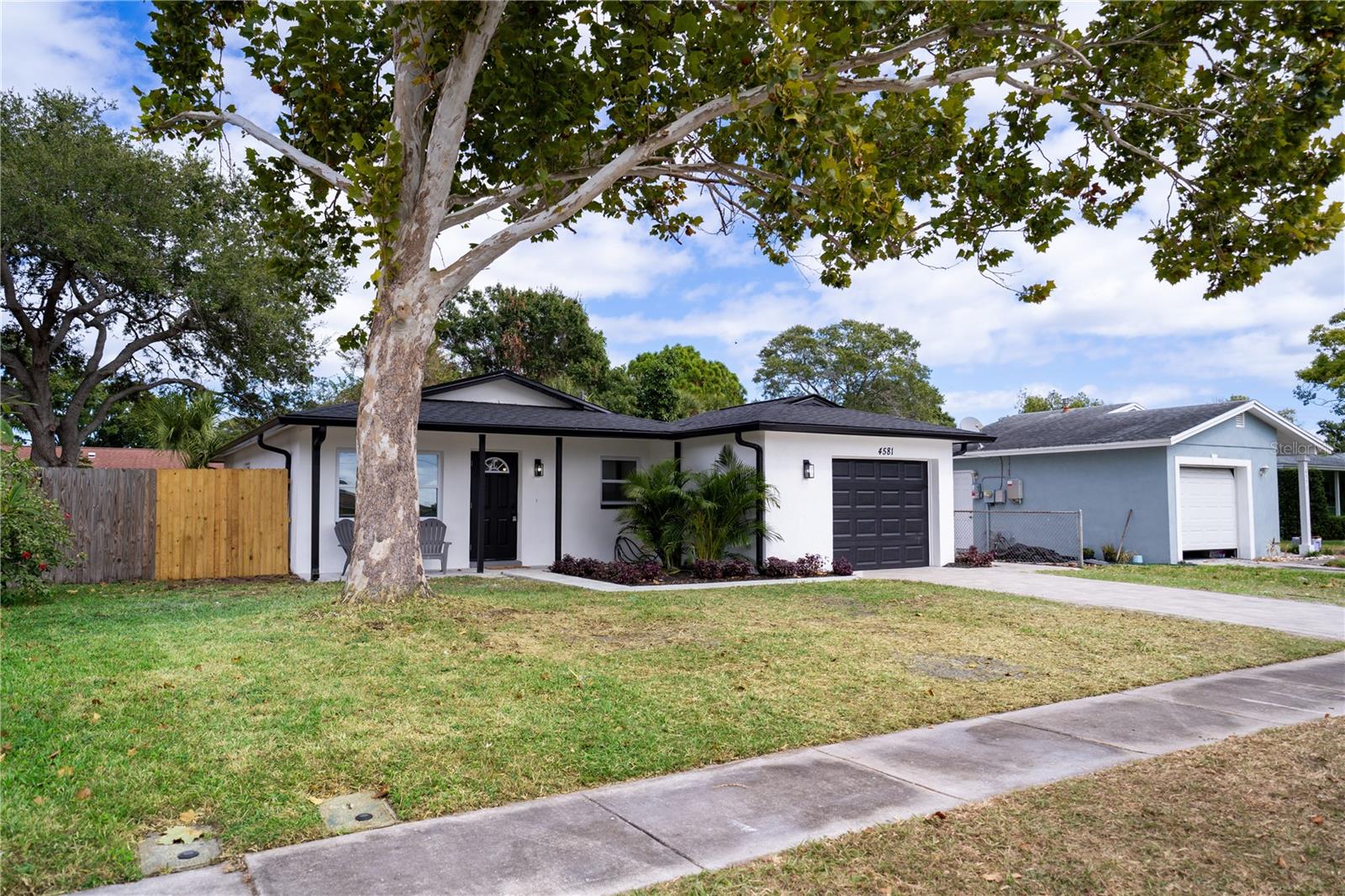 Image 3 of 36 For 4581 67th Avenue N