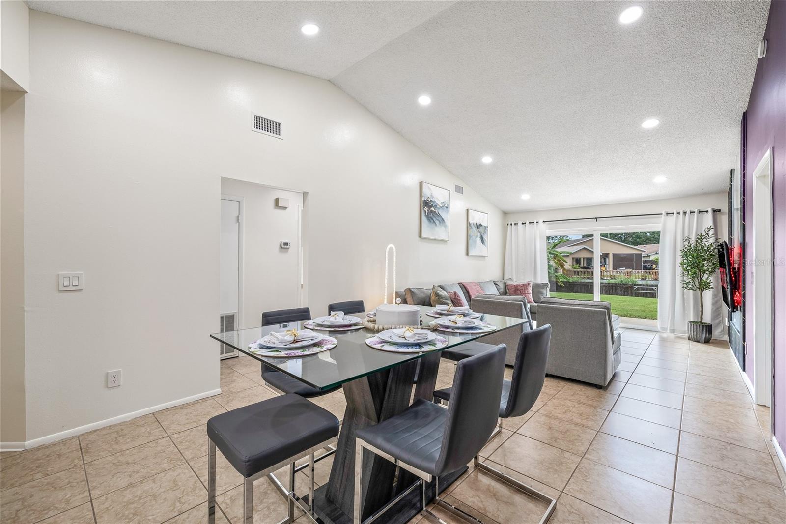 Image 6 of 43 For 12311 Cloverstone Drive