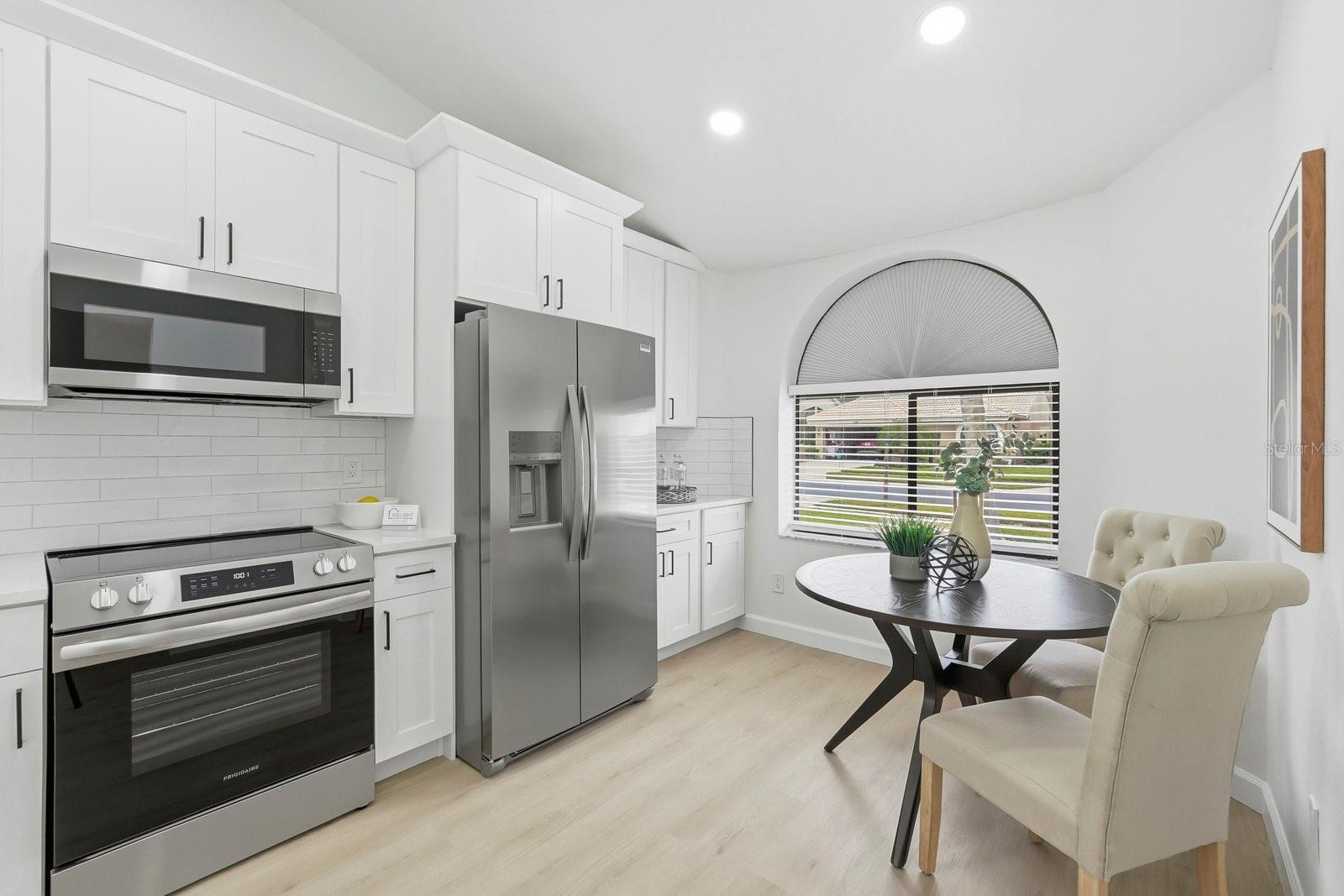 Image 12 of 36 For 5581 Greyston Street