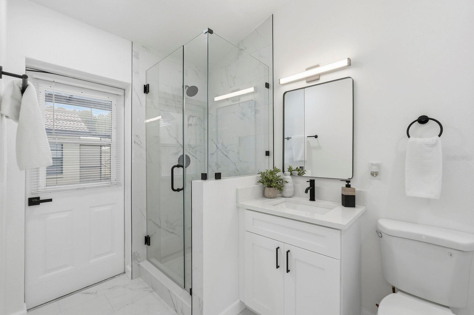 Image 18 of 36 For 5581 Greyston Street