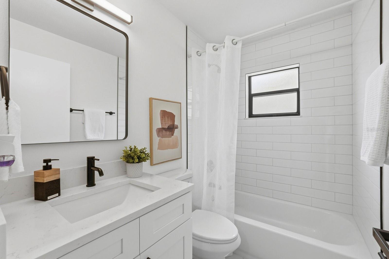 Image 23 of 36 For 5581 Greyston Street