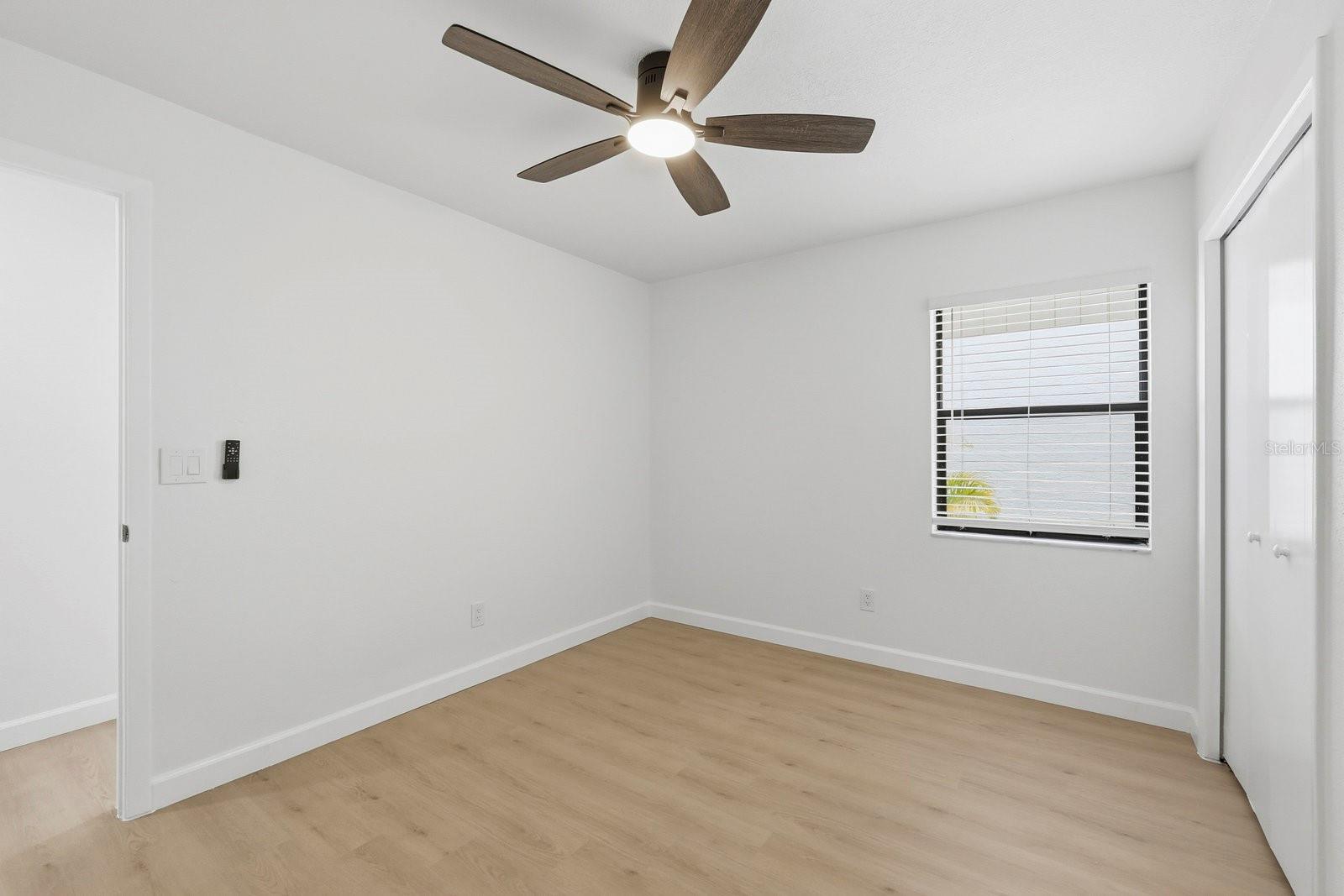 Image 24 of 36 For 5581 Greyston Street