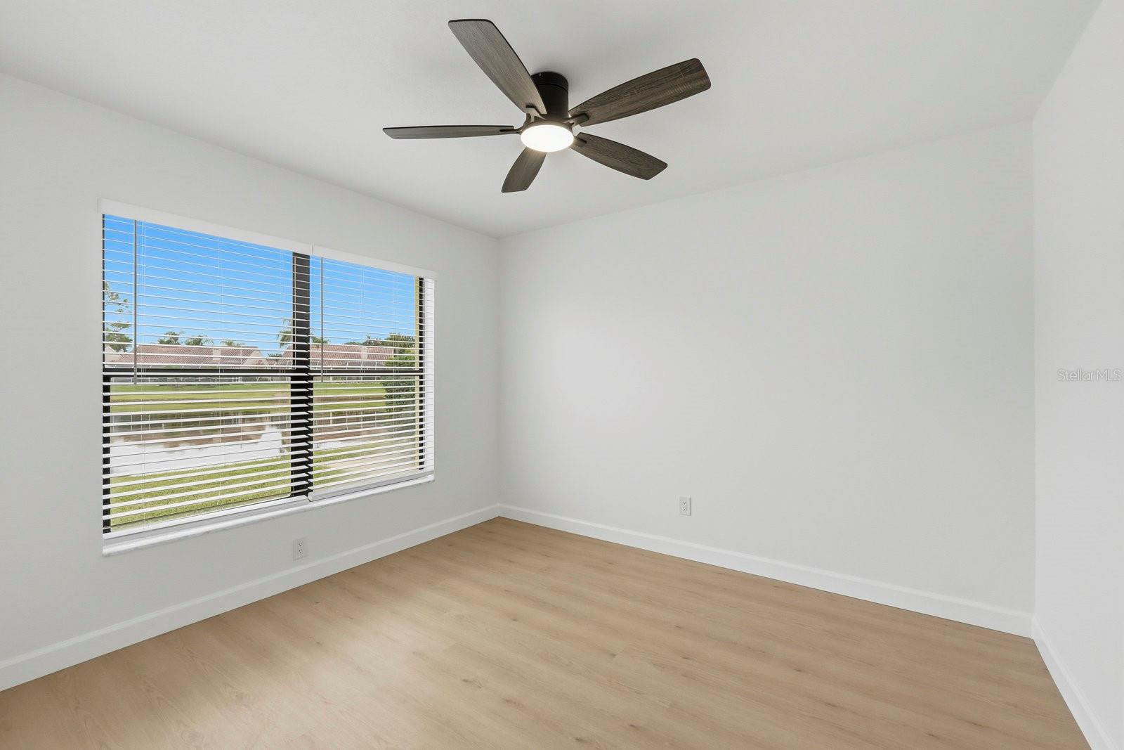 Image 25 of 36 For 5581 Greyston Street