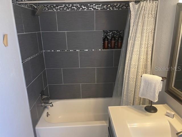 Image 21 of 26 For 2765 61st Avenue N