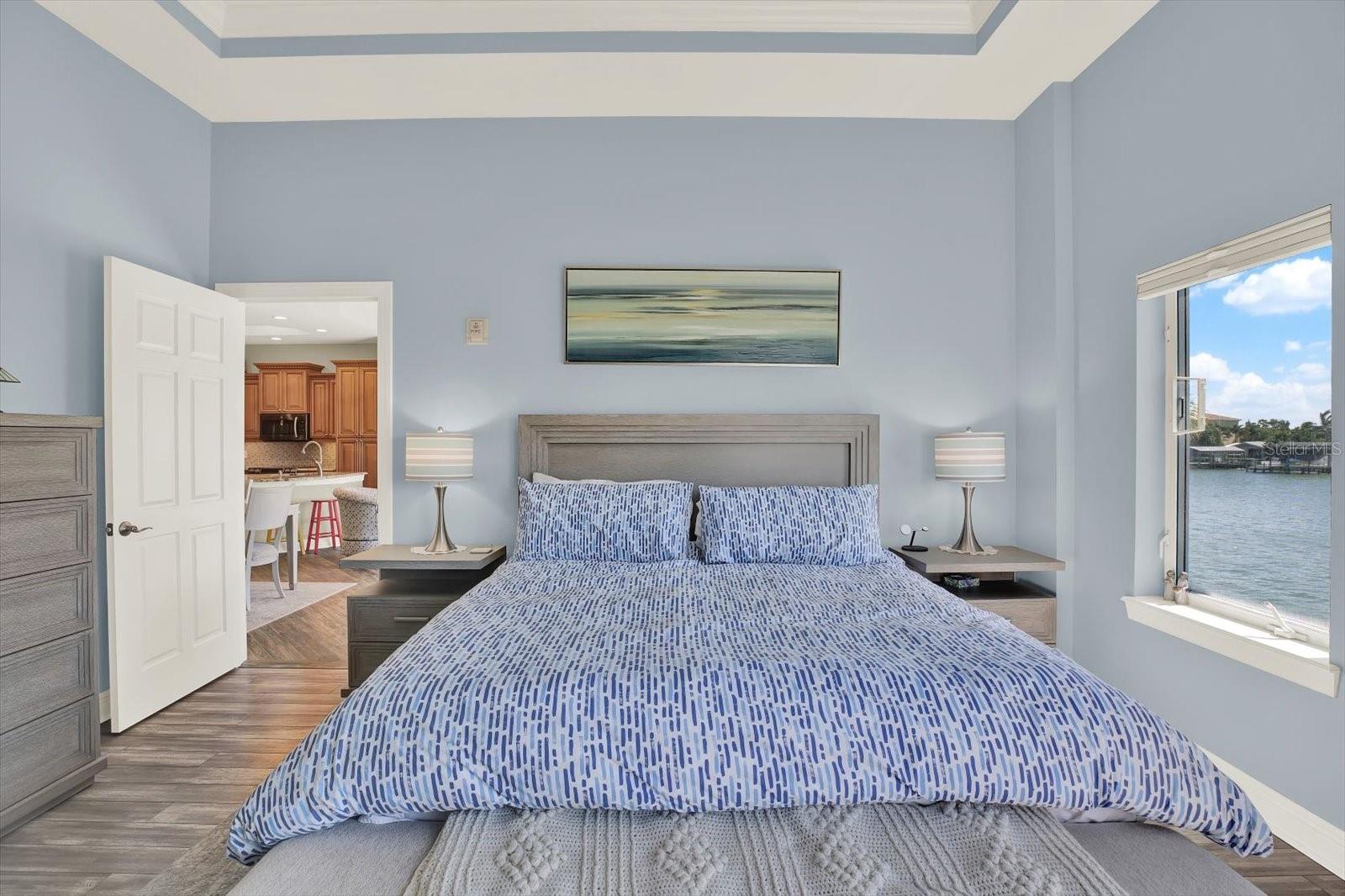 Image 18 of 53 For 205 Brightwater Drive 101