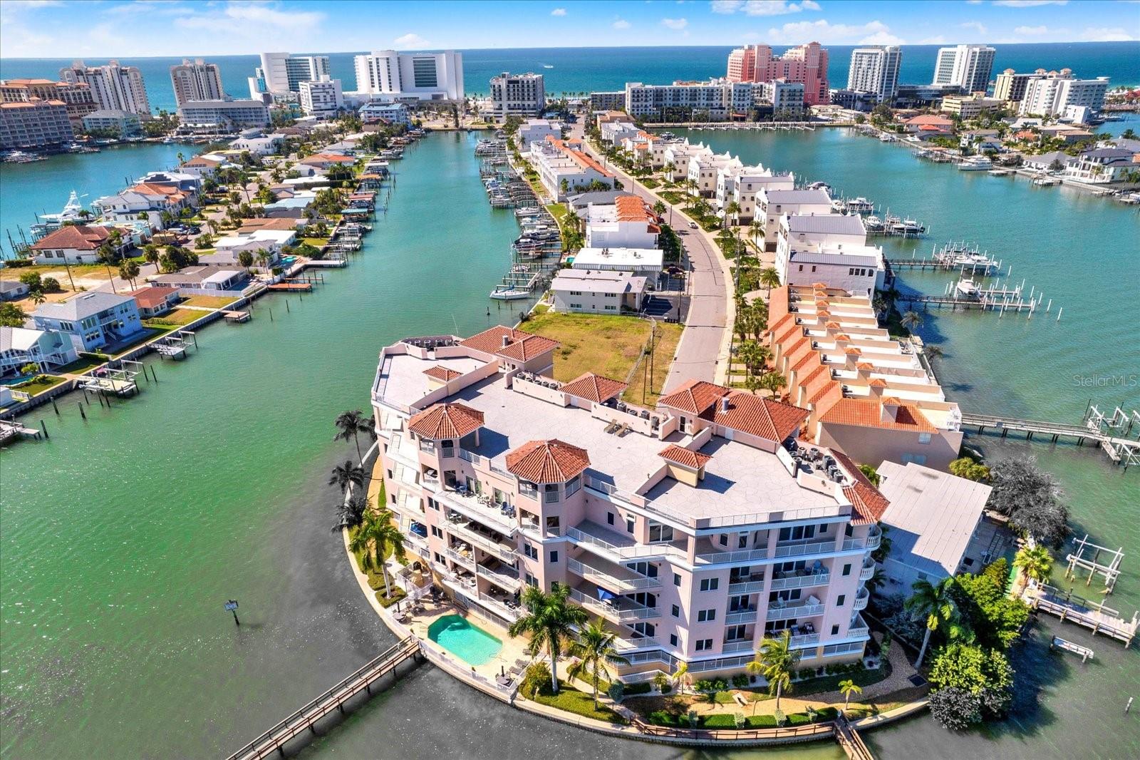 Image 2 of 53 For 205 Brightwater Drive 101