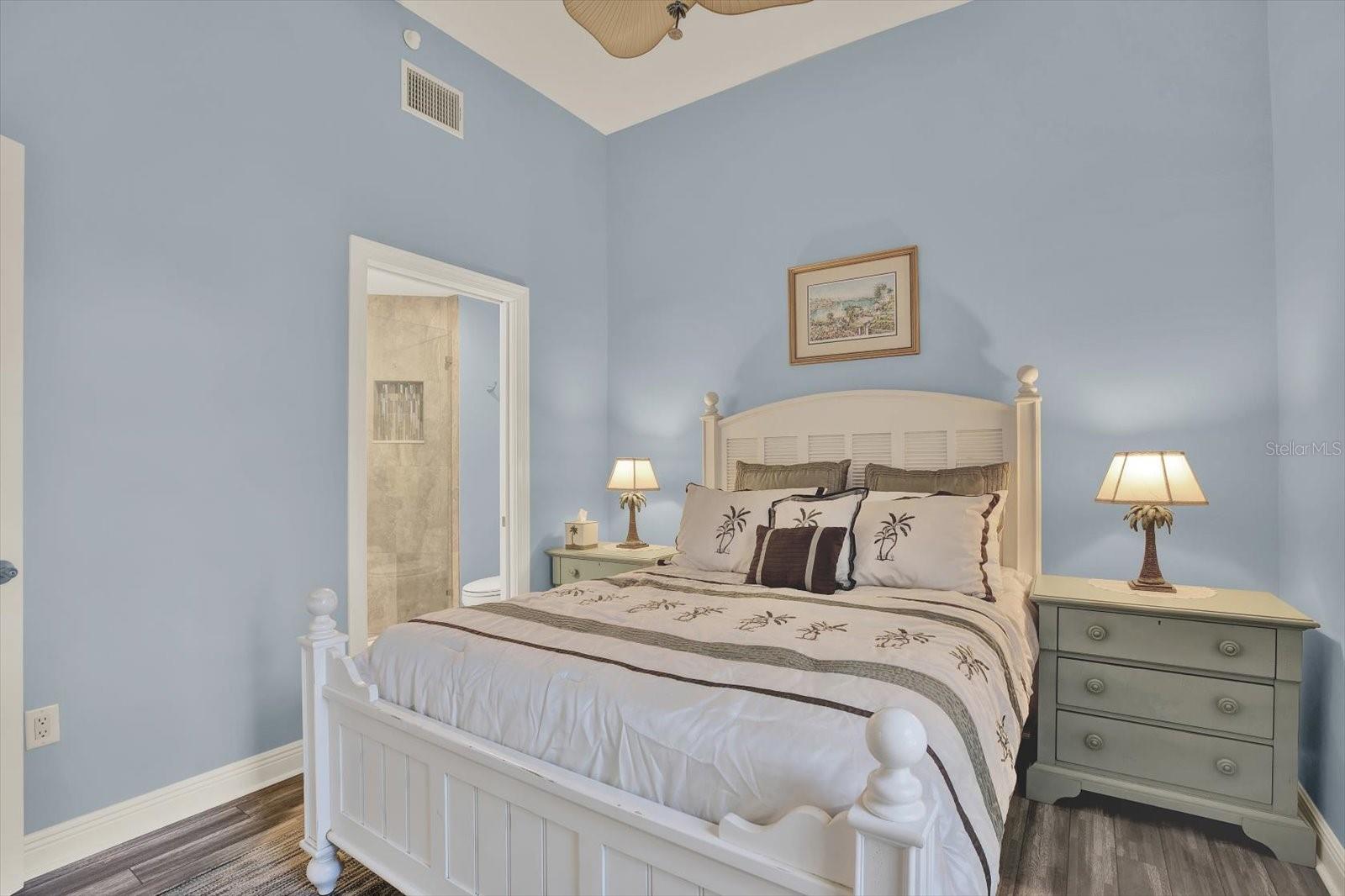 Image 22 of 53 For 205 Brightwater Drive 101