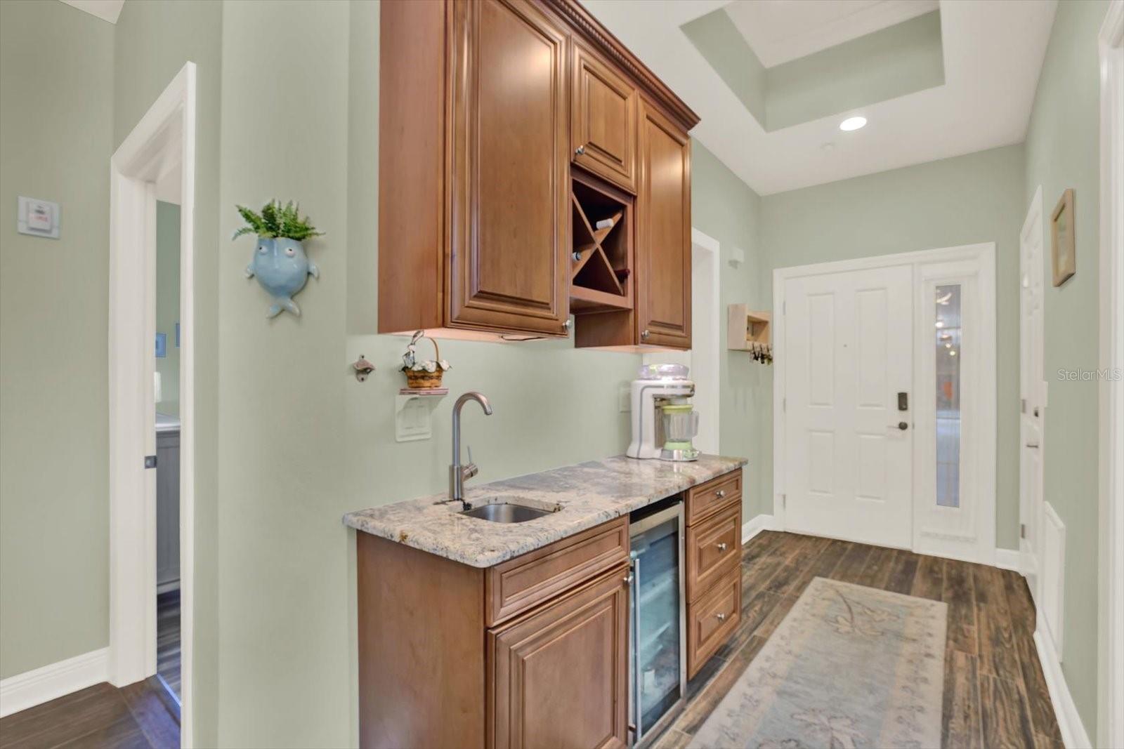 Image 27 of 53 For 205 Brightwater Drive 101