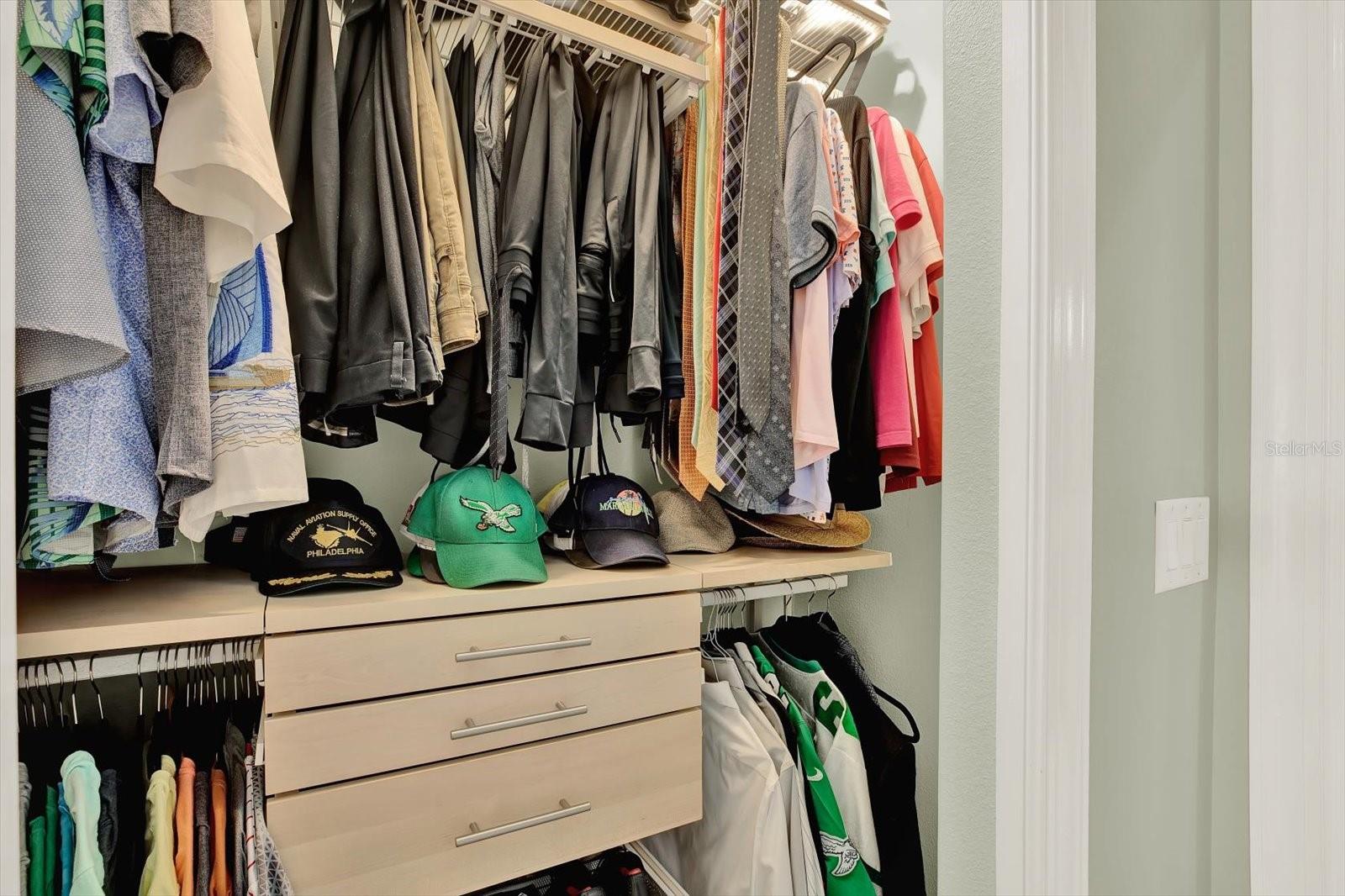 Image 31 of 53 For 205 Brightwater Drive 101