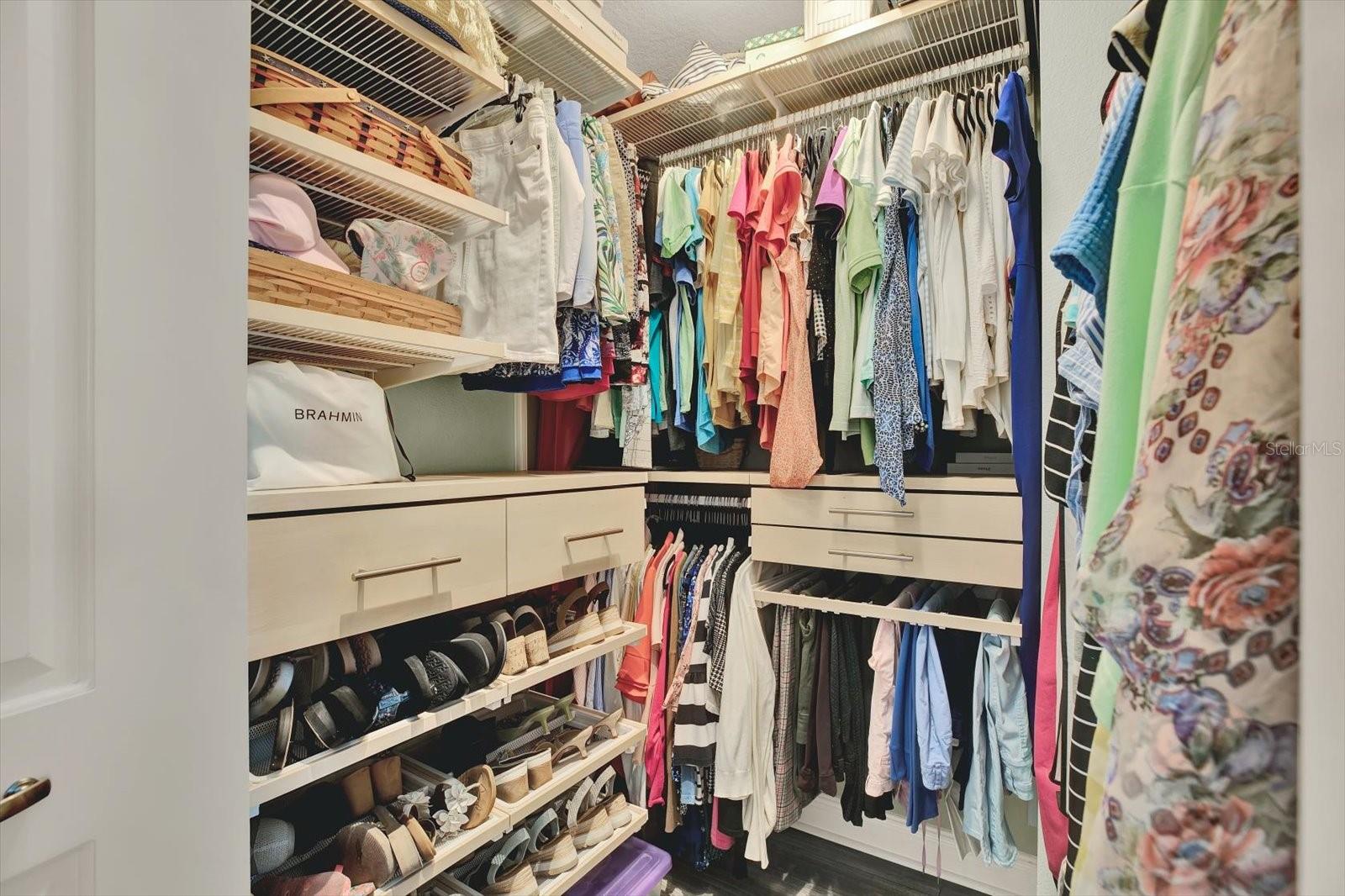 Image 32 of 53 For 205 Brightwater Drive 101