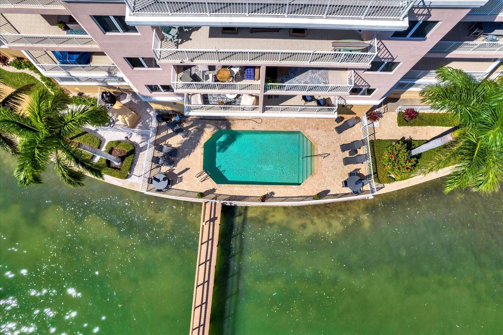 Image 41 of 53 For 205 Brightwater Drive 101