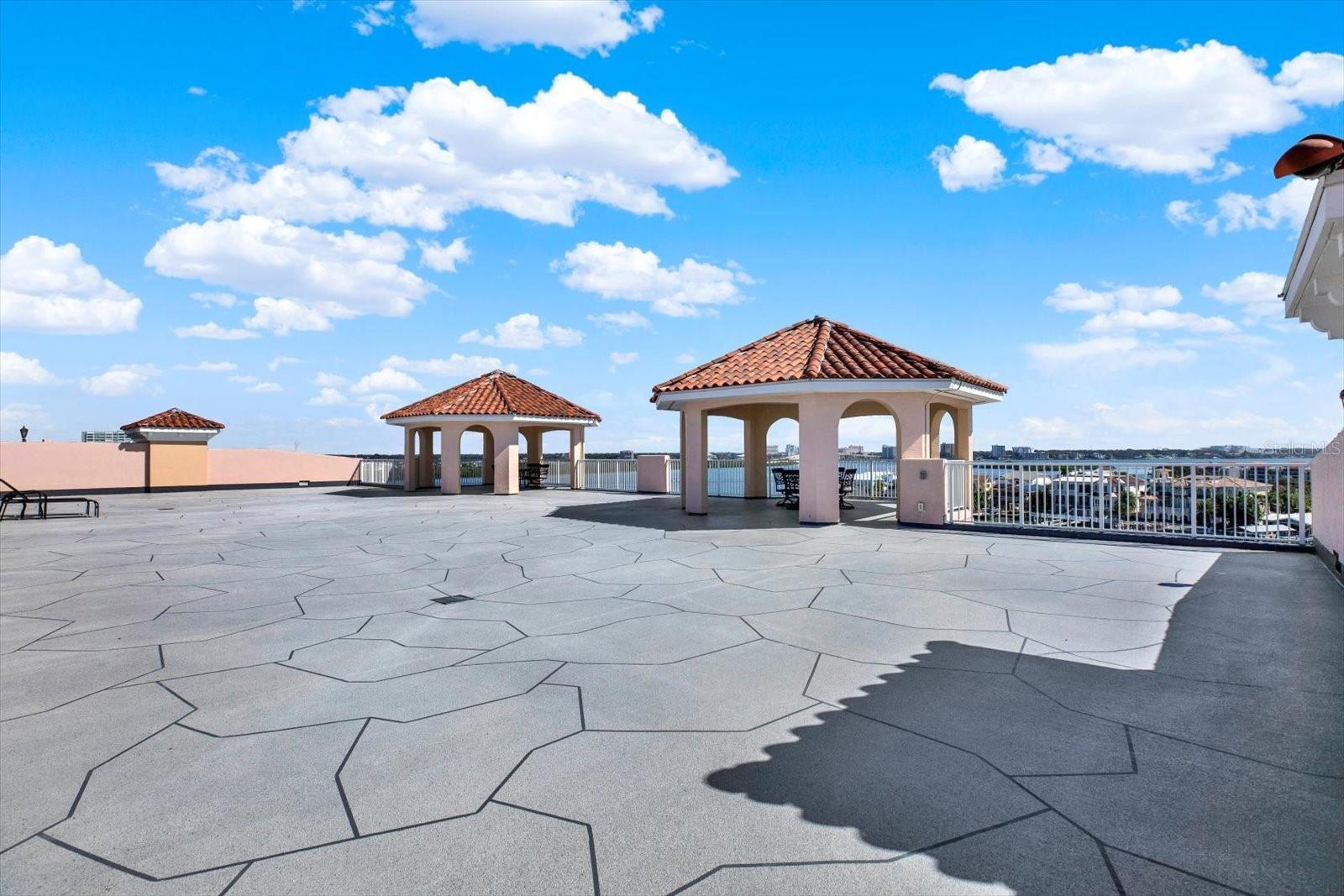 Image 48 of 53 For 205 Brightwater Drive 101