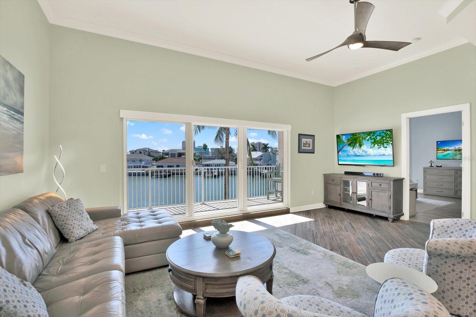 Image 5 of 53 For 205 Brightwater Drive 101